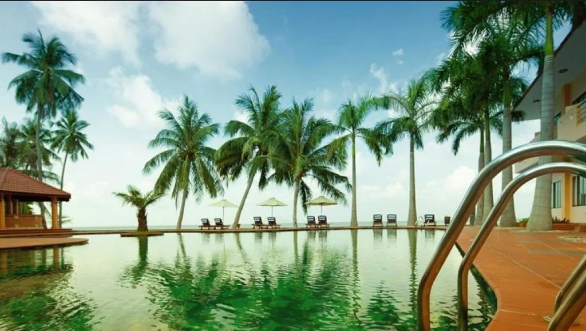 Hon Trem Resort & Spa