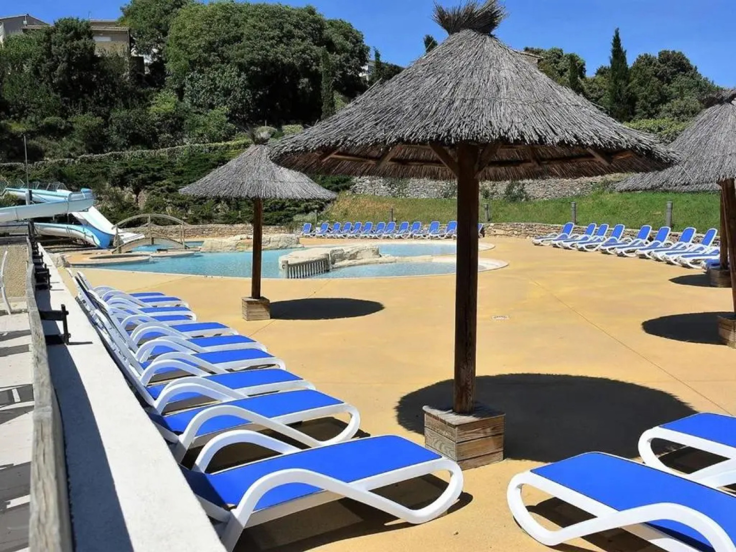 Maison Salavas, 3 pièces, 6 personnes - FR-1-382-16