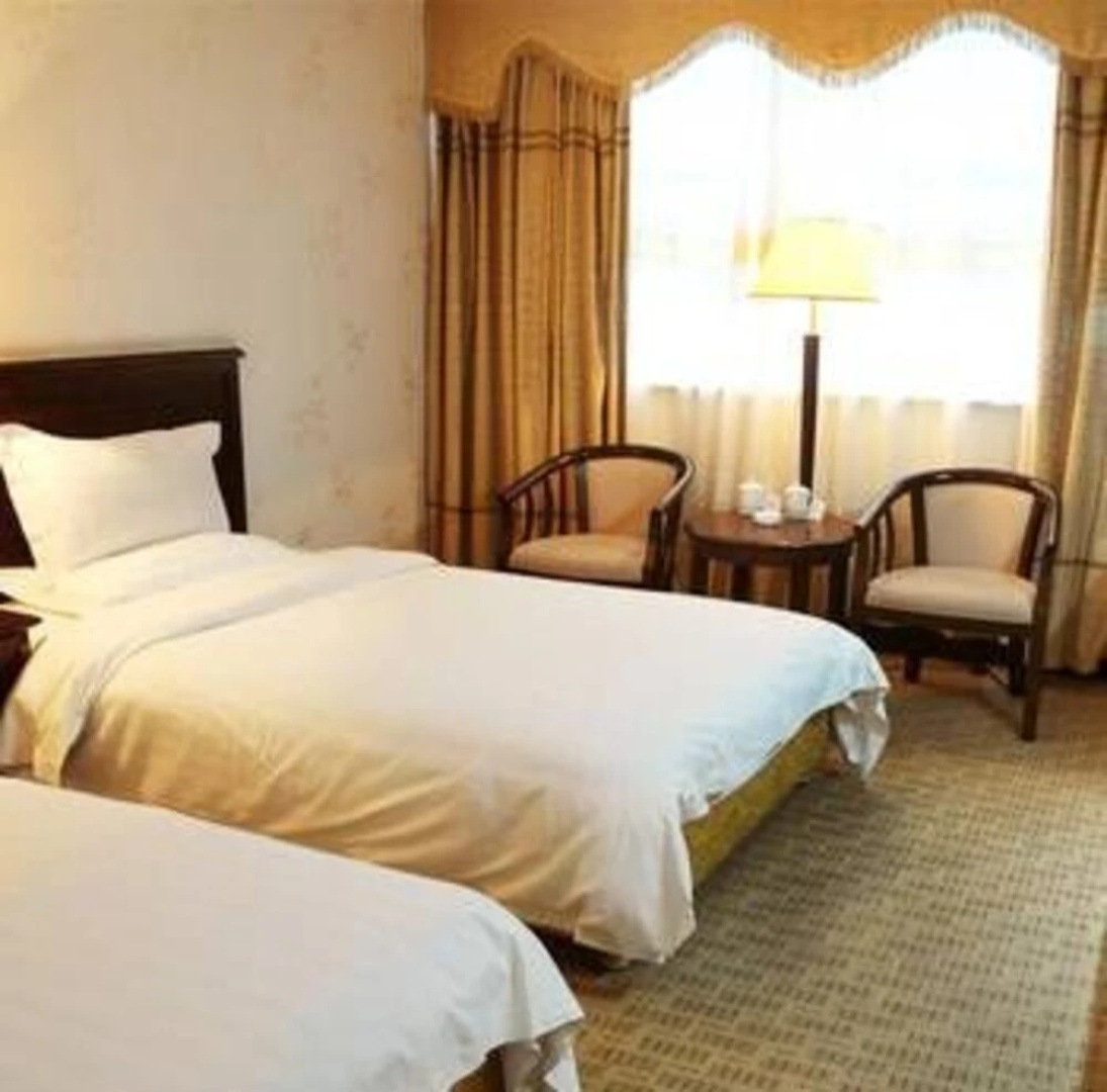 Peak Hotel