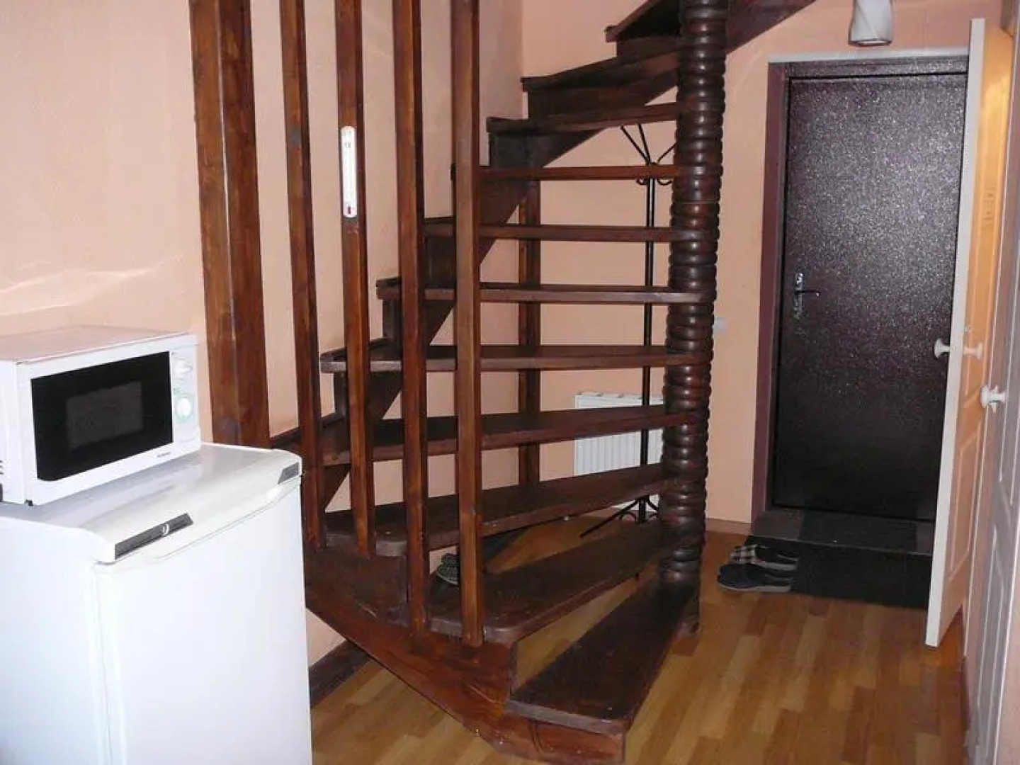 На Весенней