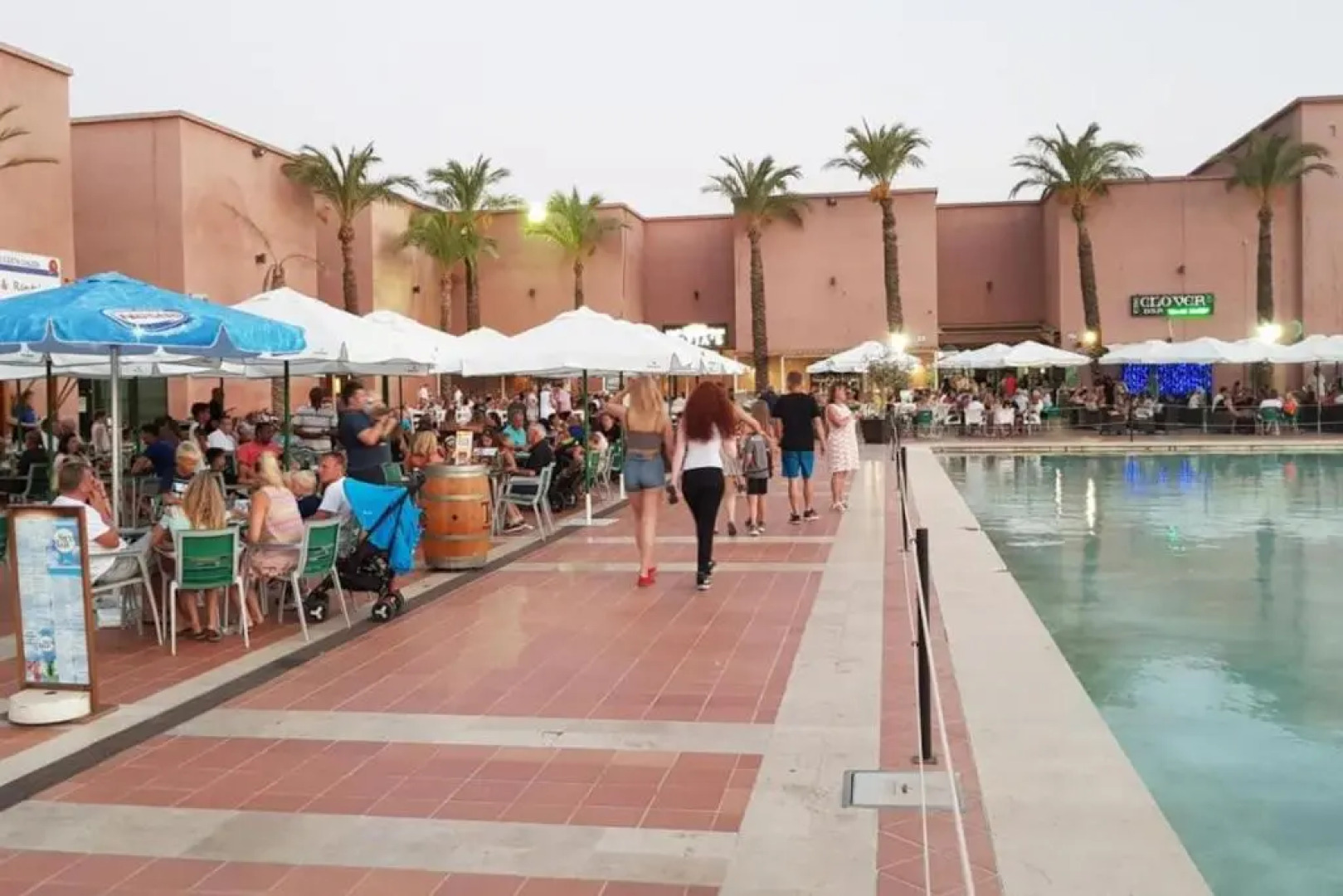 Casa Calida Jardin 13