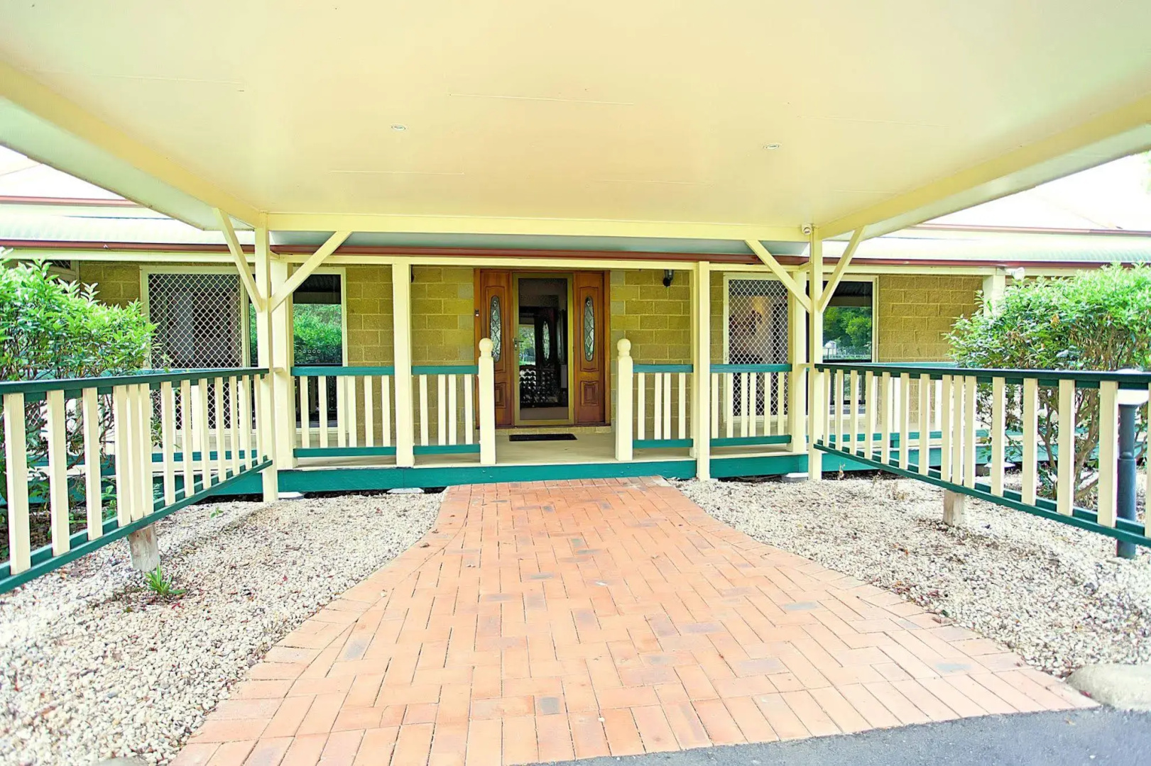 Bonville Lodge Luxury B&B
