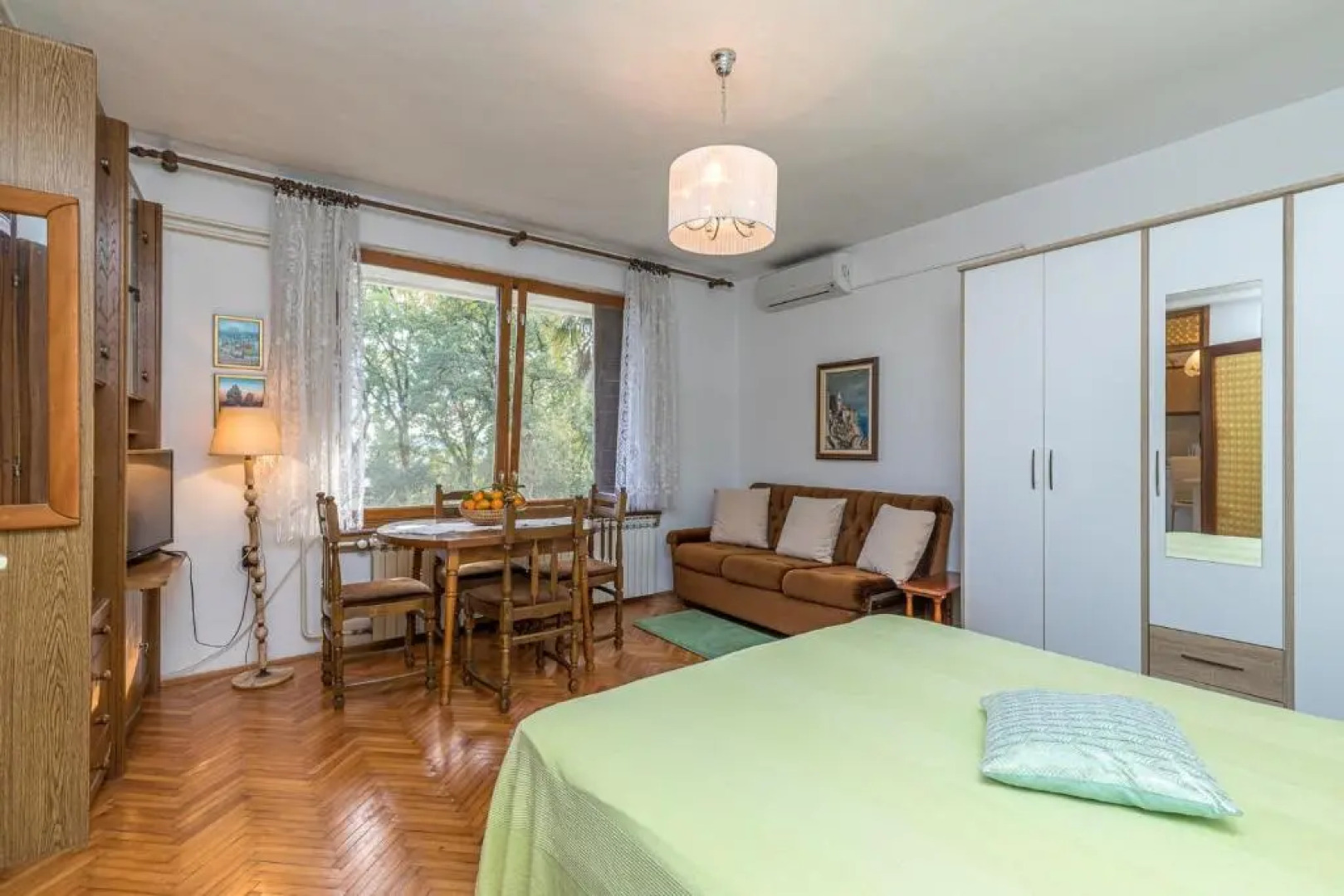 Apartment Dusper 347