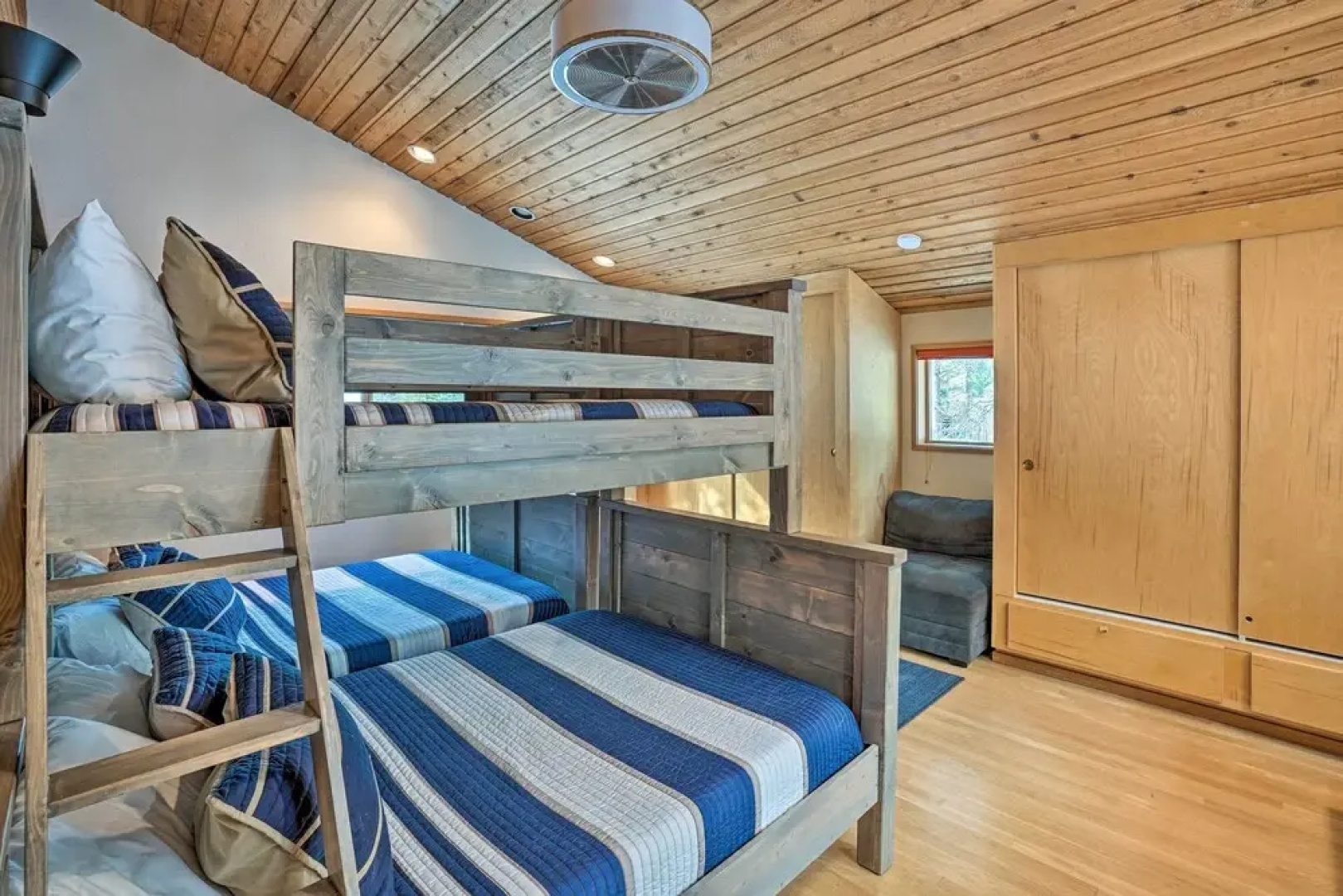 Memorable Woodland Getaway w/ Hot Tub & Grill!