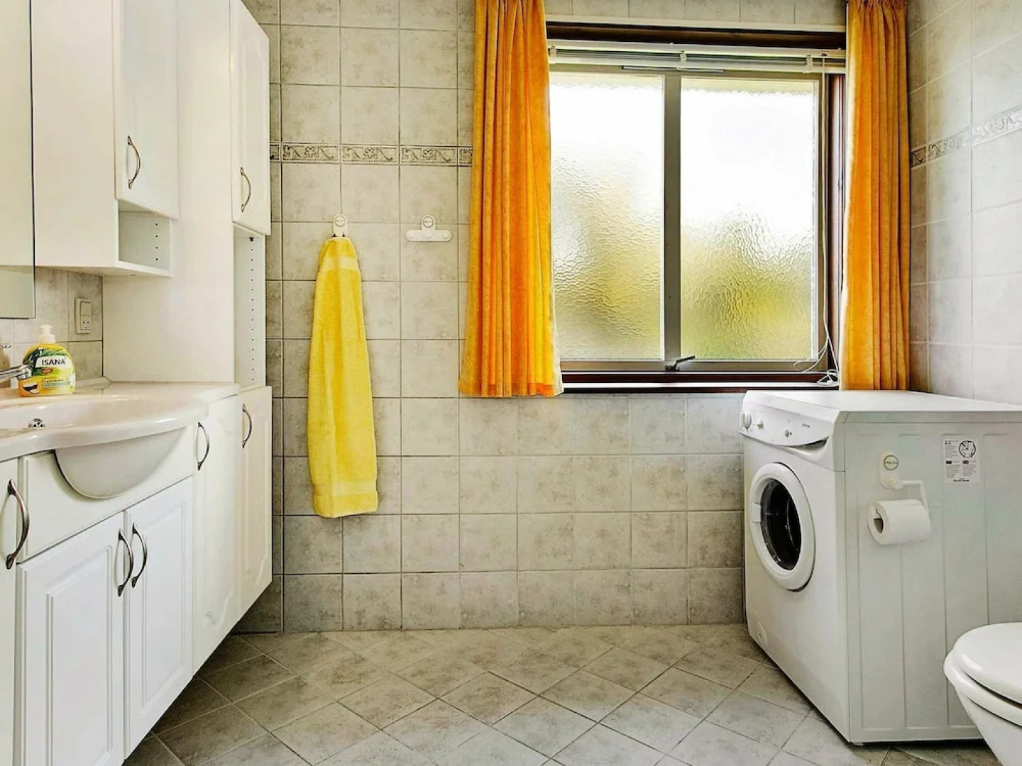 Pretty Holiday Home in Hurup With Barbecue