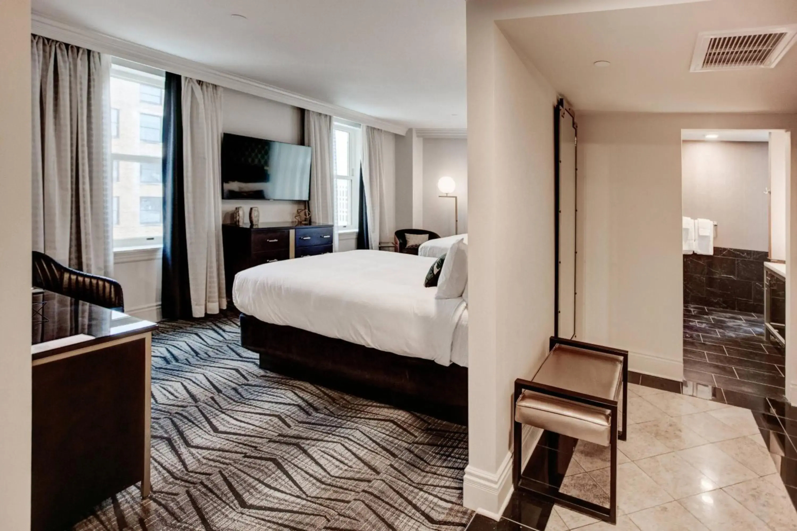 The Warrior Hotel, Autograph Collection
