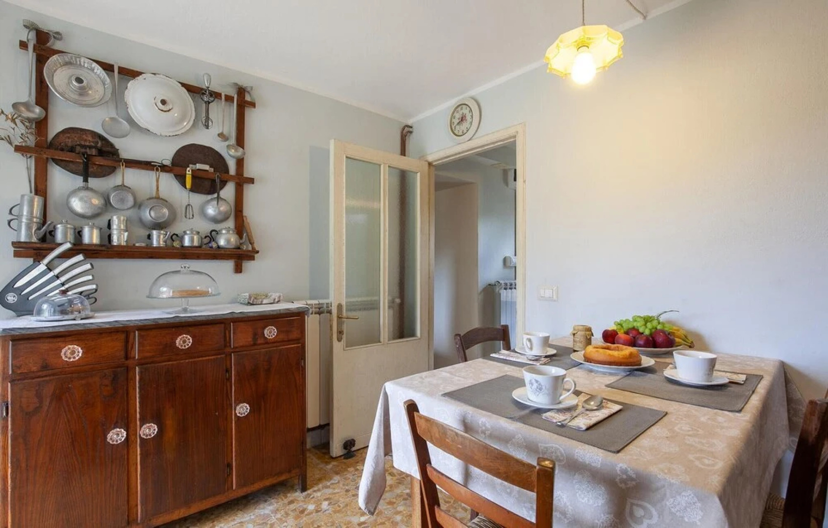Stunning Home in Piazza al Serchio With 2 Bedrooms and Wifi