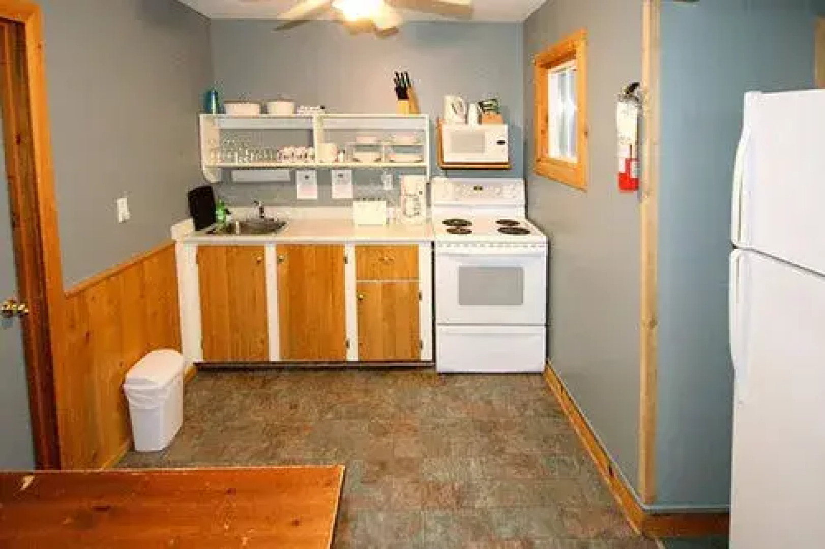 Spectacle Lake Lodge