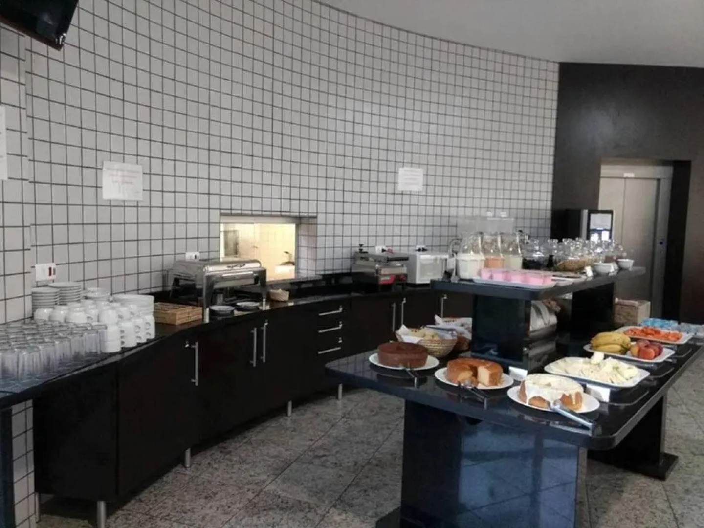 Ferian Plaza Hotel