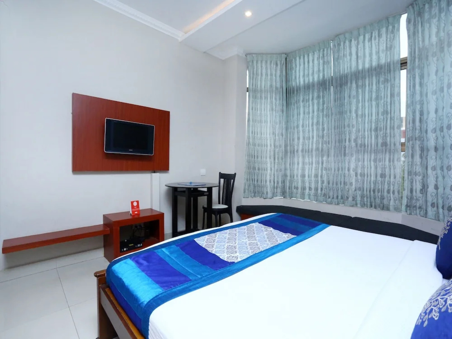 OYO 5075 Khaleej Residency