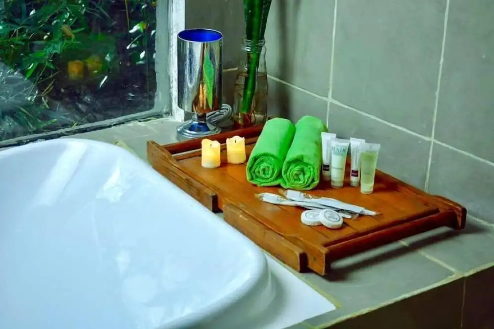 Balconahe Resto Camp