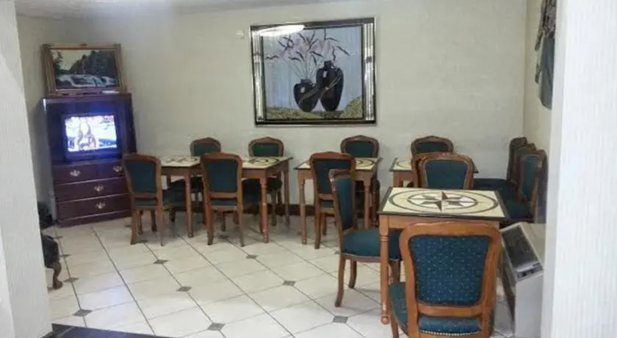 Americas Best Inn & Suites Commerce