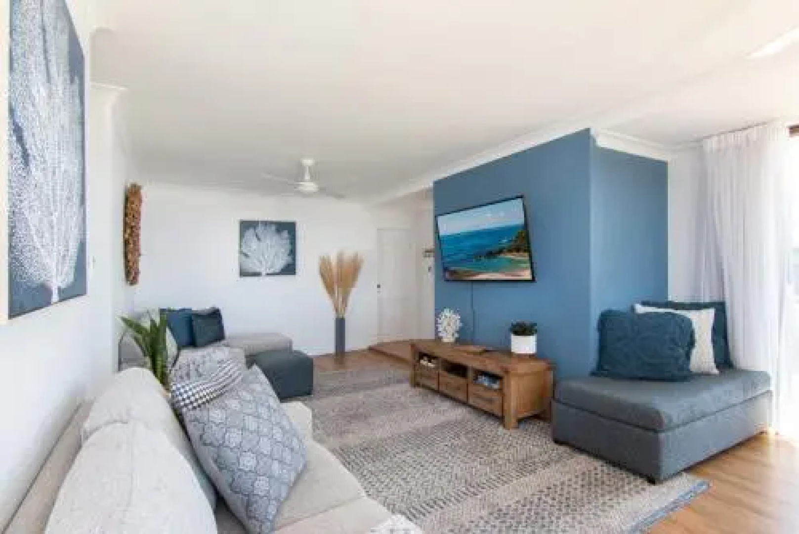 'Time and Tide' 1 - Ground Floor with Water Views