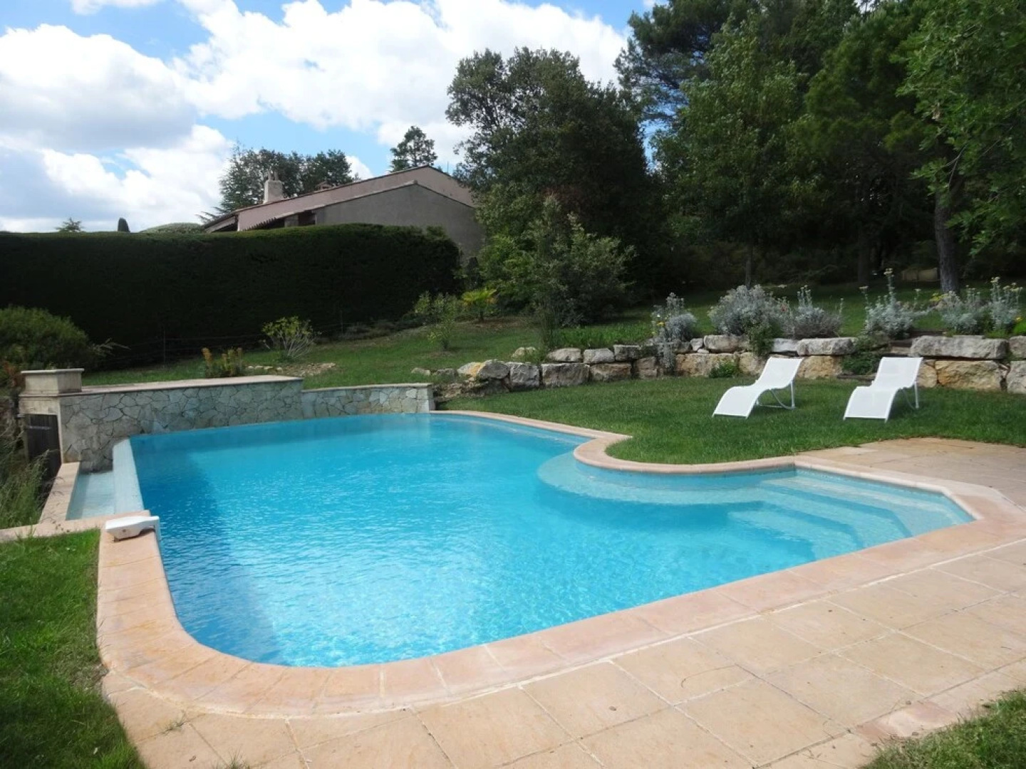 Charming Holiday Home in Tourtour, Provence With Garden