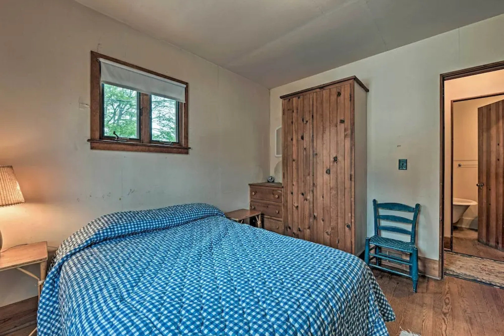 Amazing Historic Home w/ Stunning Mountain Views!