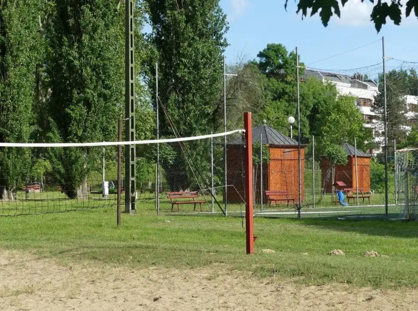 Ifjúsági Szálló és Kemping