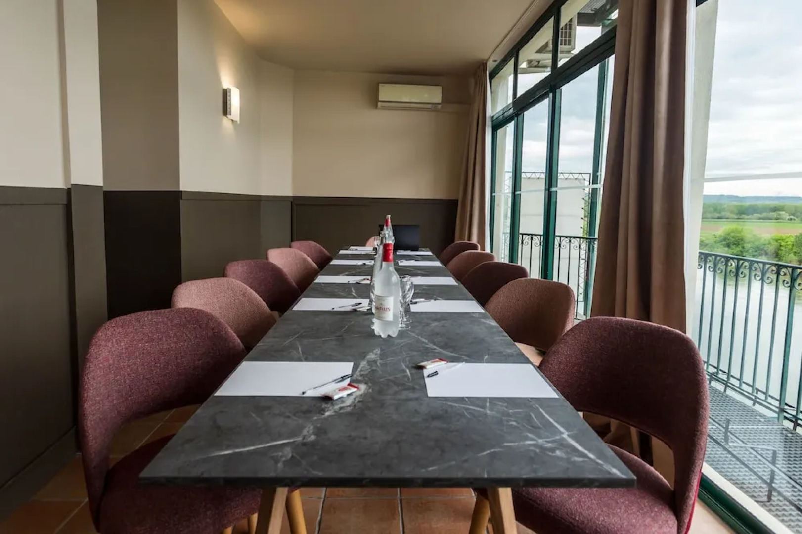 Côté Garonne-Le balcon des dames