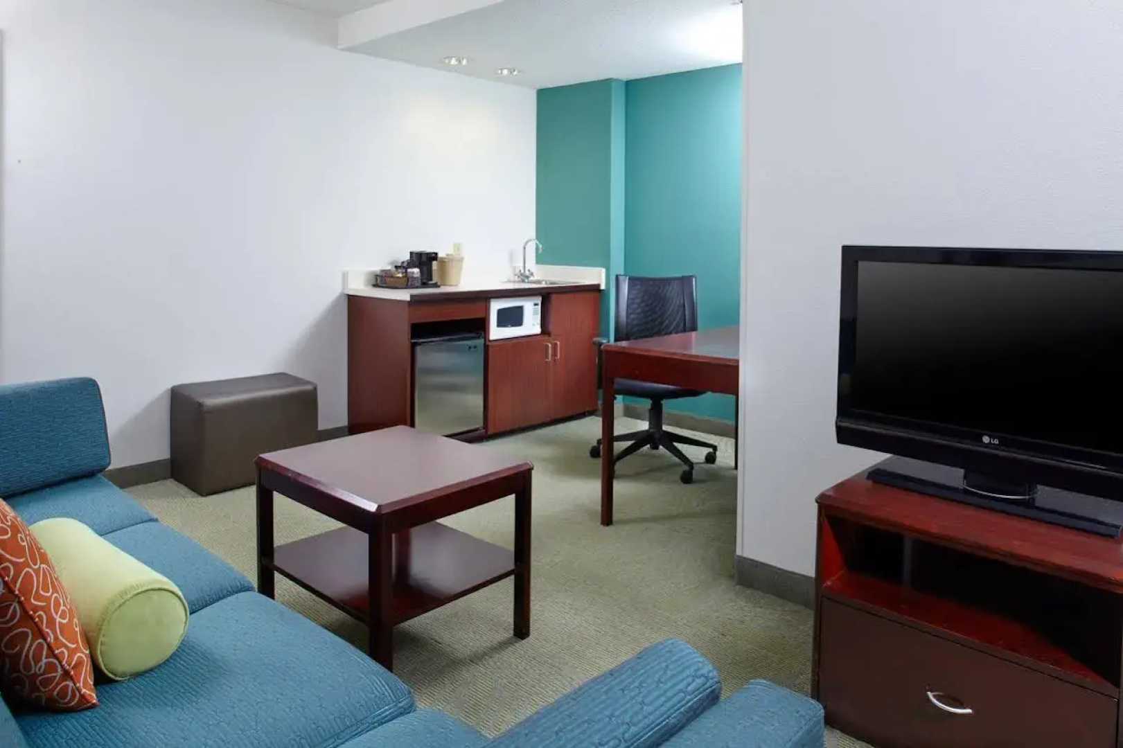Staybridge Suites Pittsburgh Airport by IHG