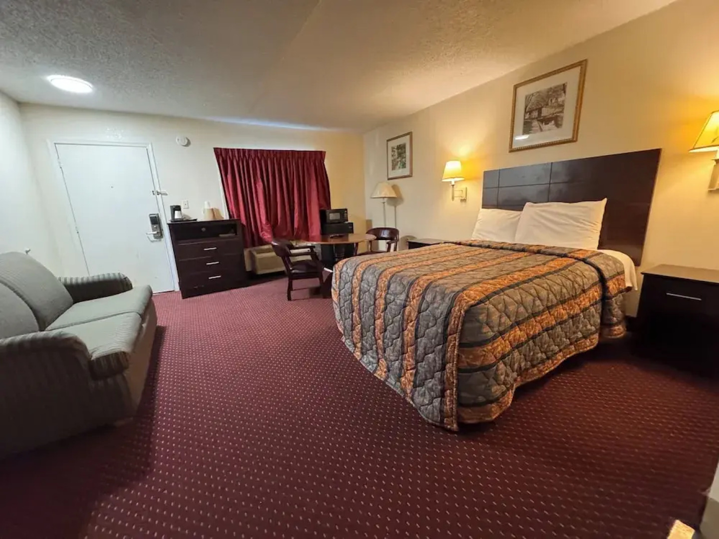 Whispering Pines by Hotel O Whitestone VA