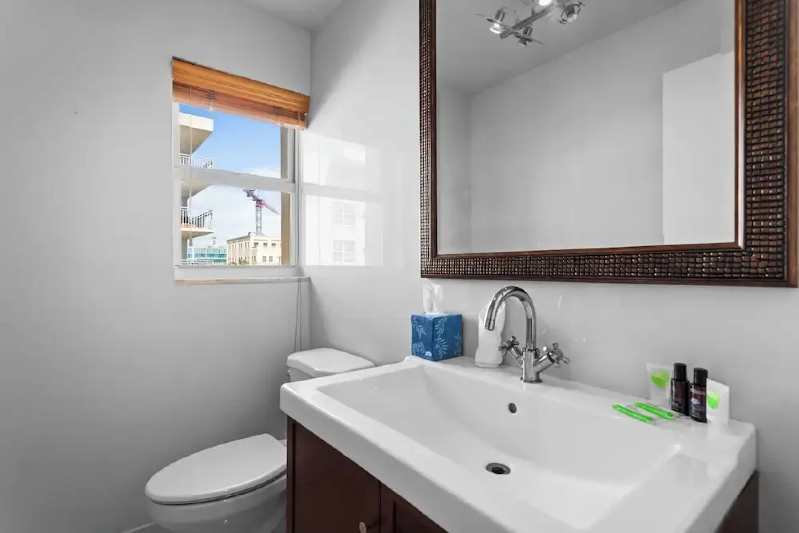 Bay Harbor Sunset Apt 5A