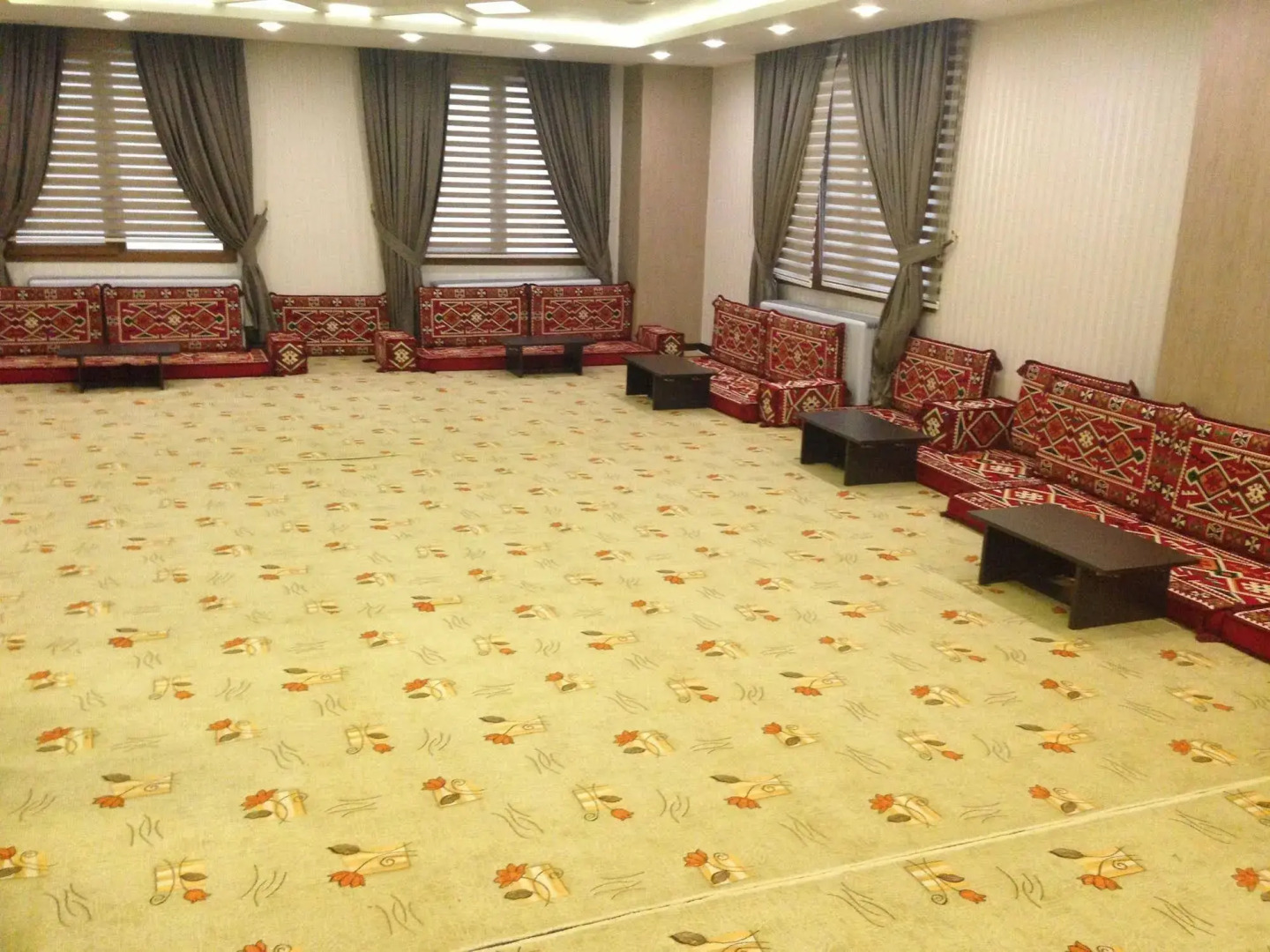 Centrum Business Hotel