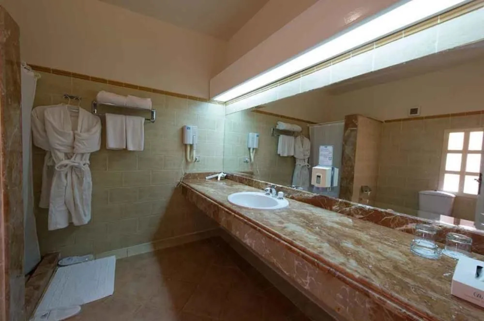 Kahramana Beach Resort