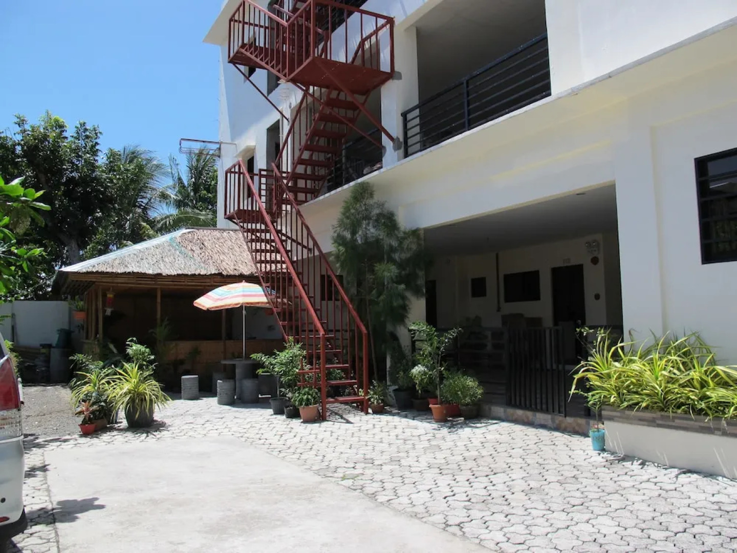 Laorenza Residences