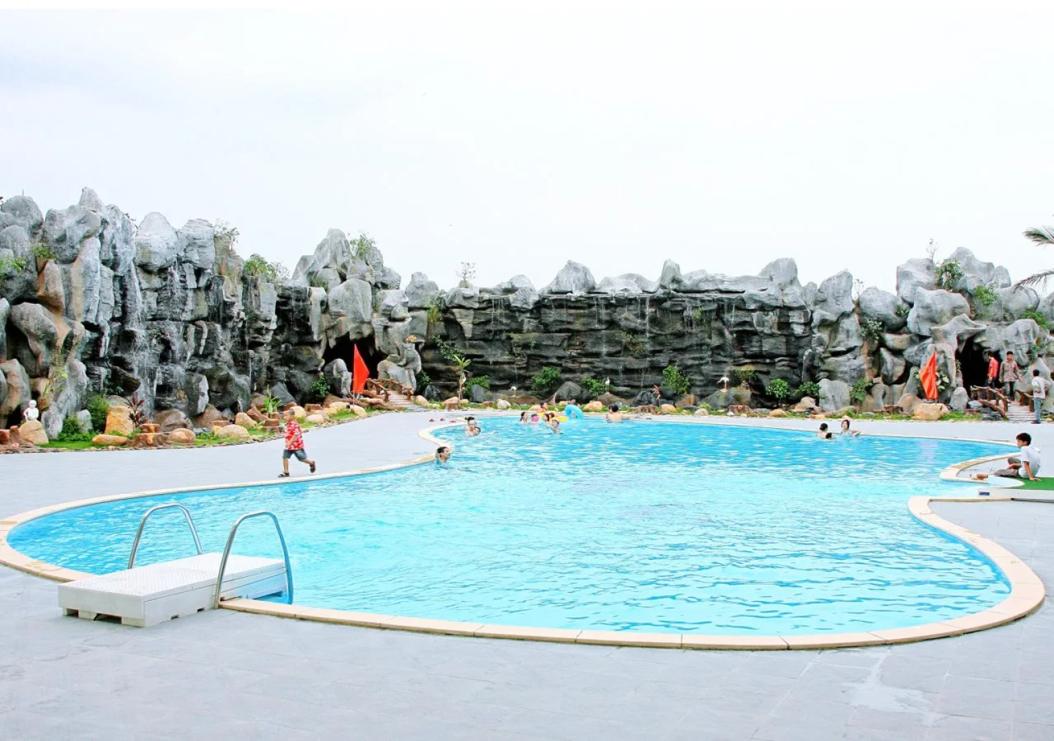 Camela Hotel & Resort