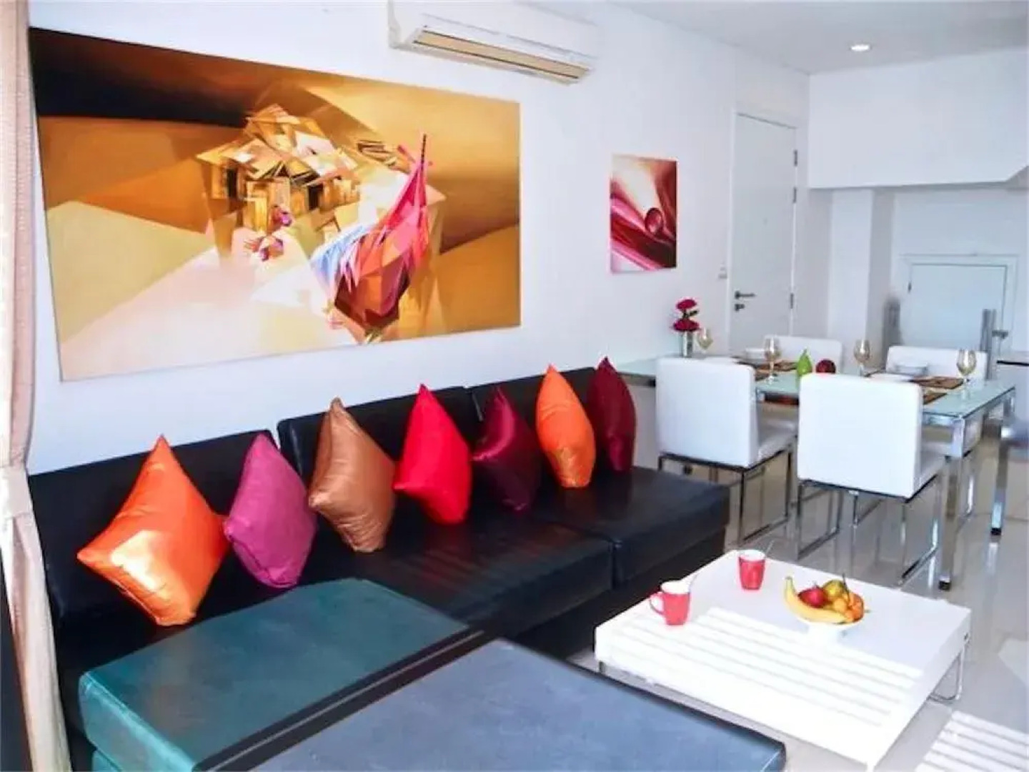 Kamala Regent 3 bedrooms apartment with rooftop pool