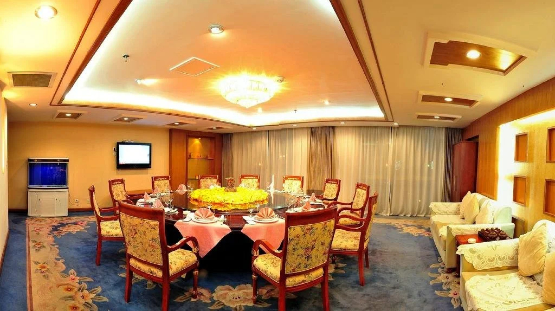 Jiayuguan International Hotel