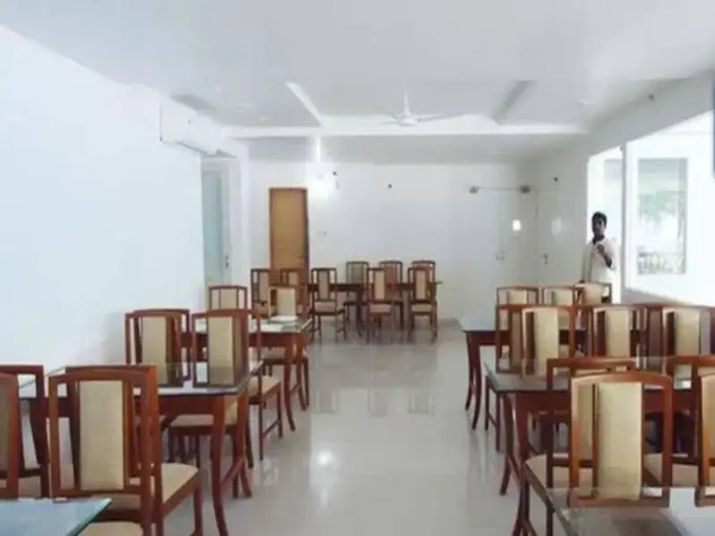 Sybaritic Suites Gachibowli