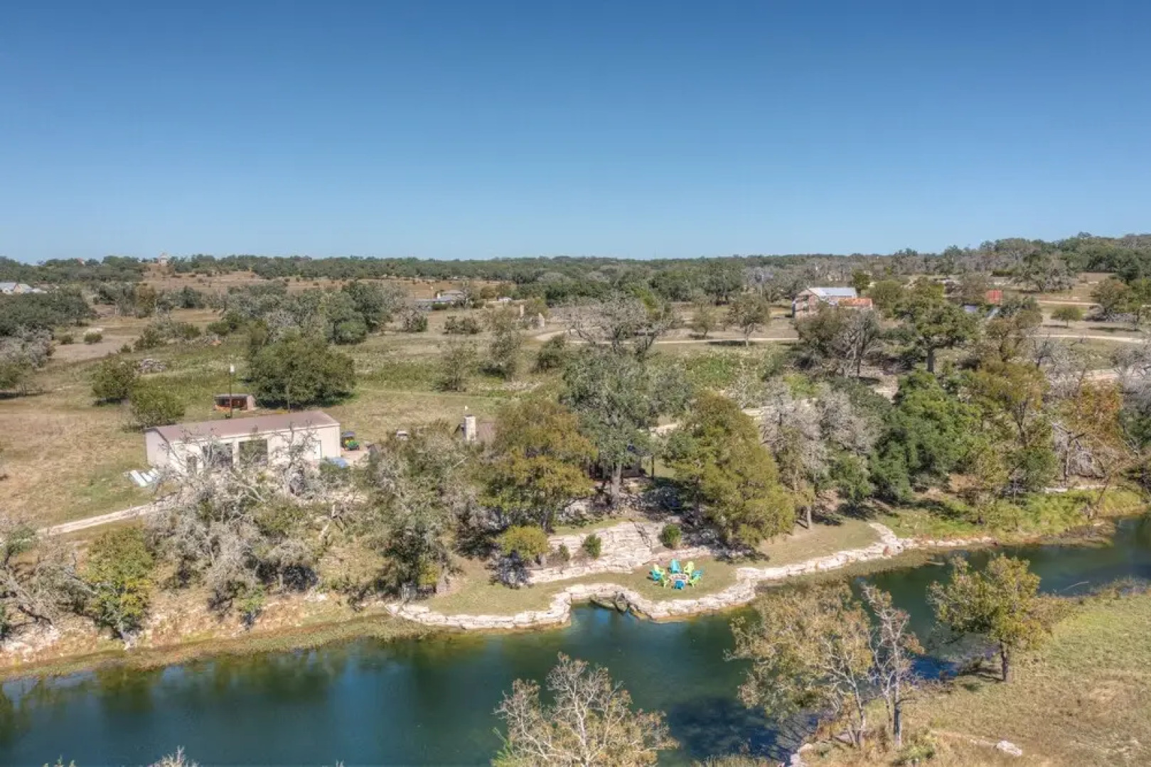 New Gorgeous Ranch With Private Swimming River, Waterfall, & Firepit