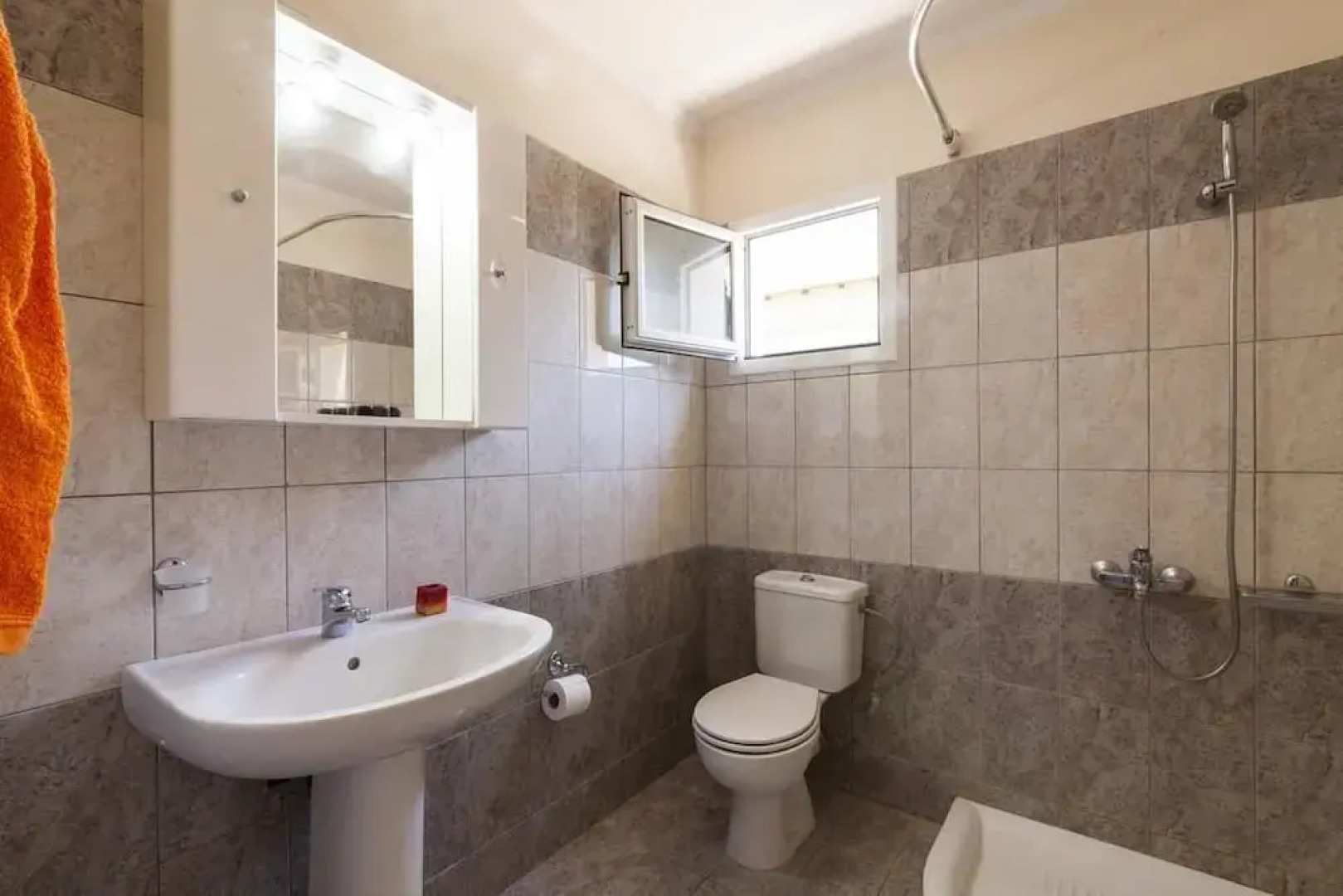 Georgia's Corfu Apartment