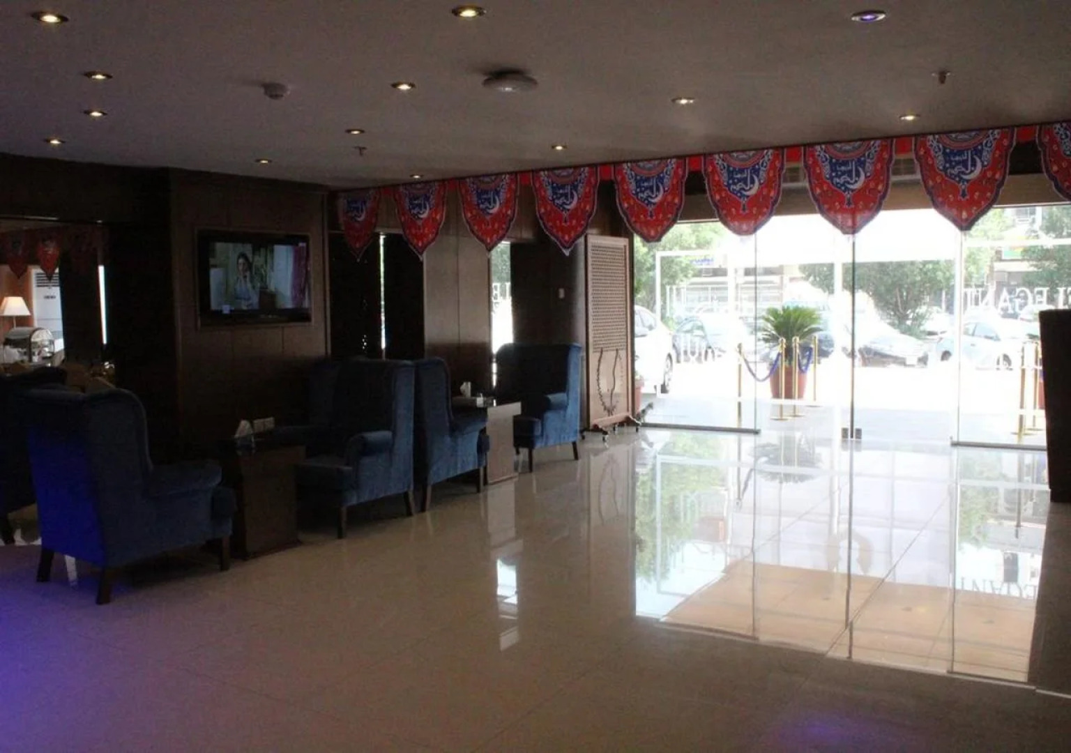 Elegant Suites Hotel