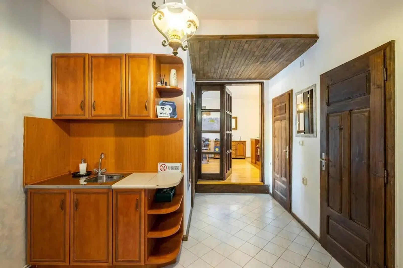 Lovely 5-bed Authentic House in the Arbanasi