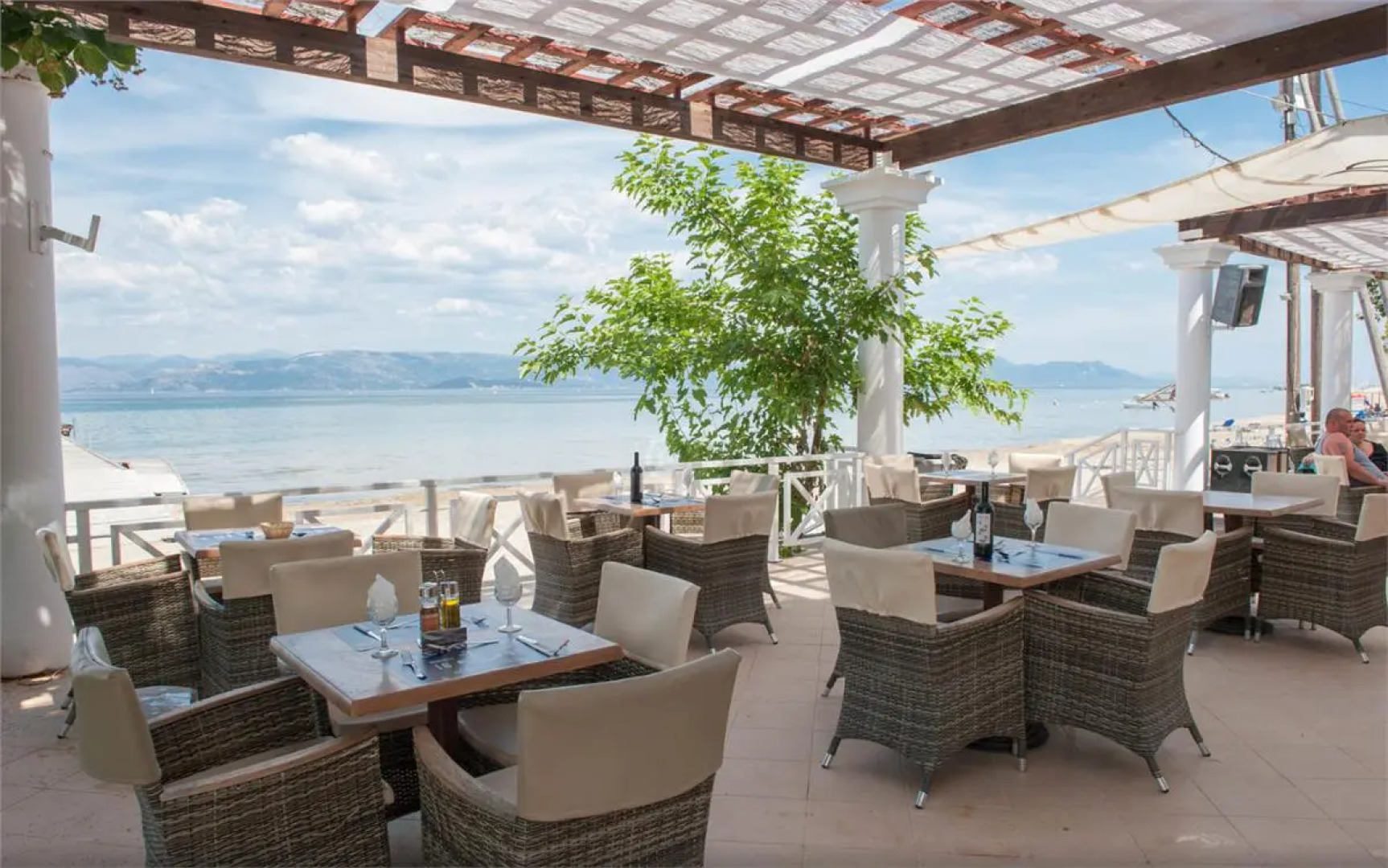 Отель Quayside Village Hotel — Adults Only