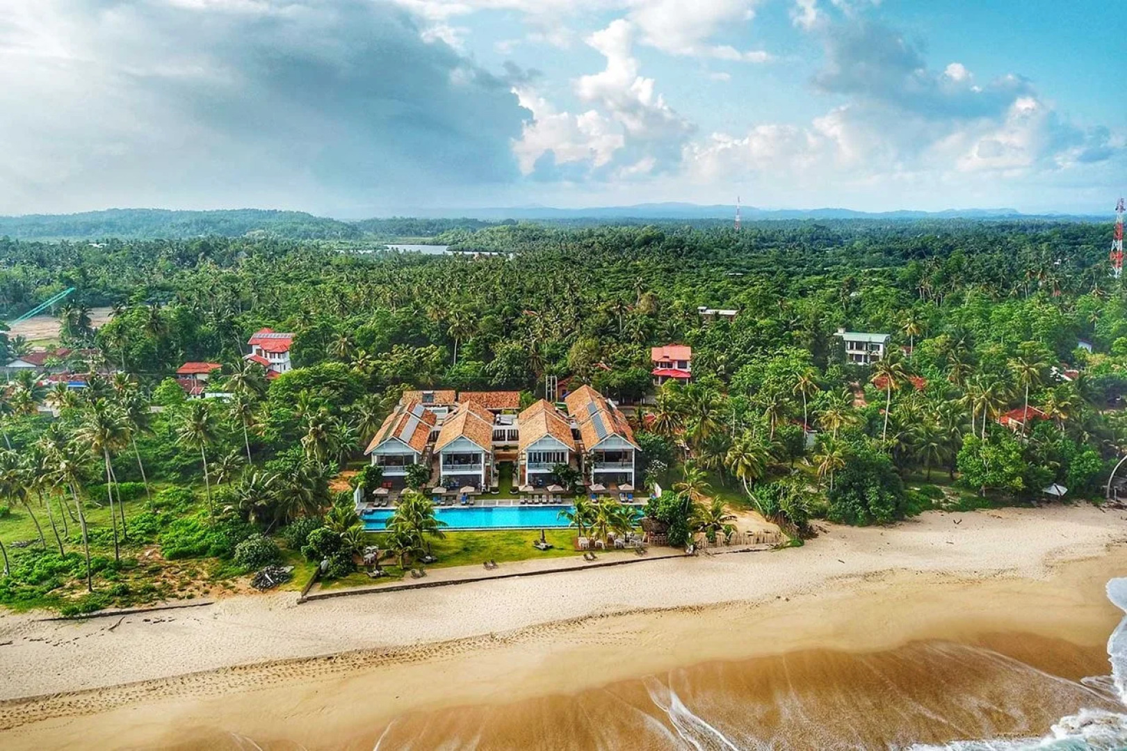 Sri Sharavi Beach Villas & Spa