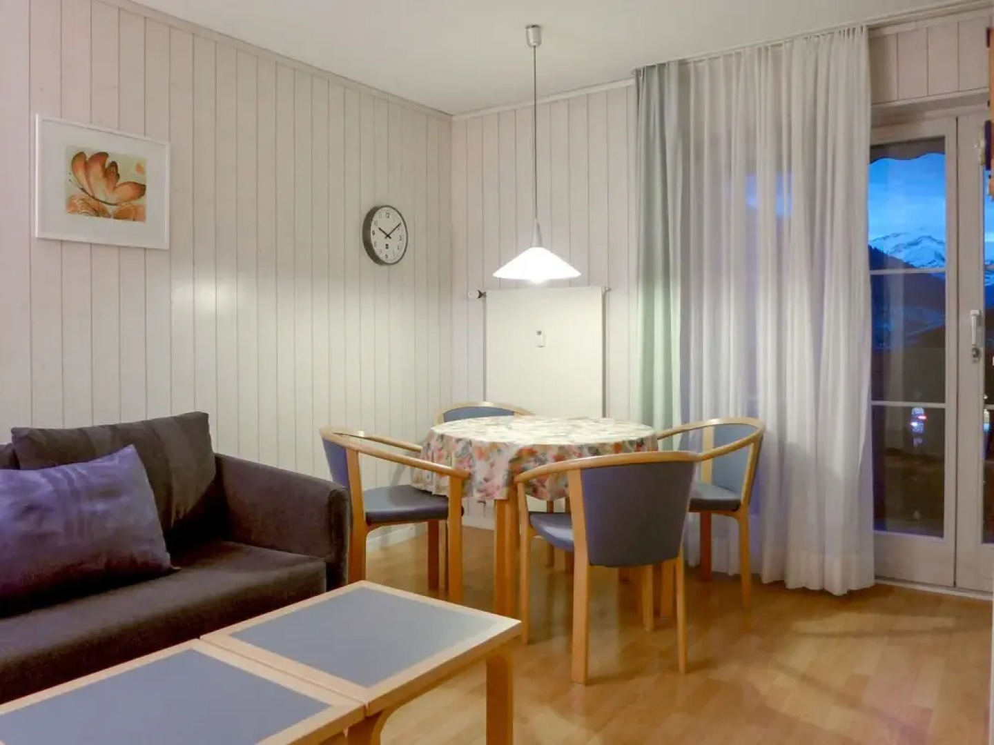 Monique Nr 9 Sch Nried