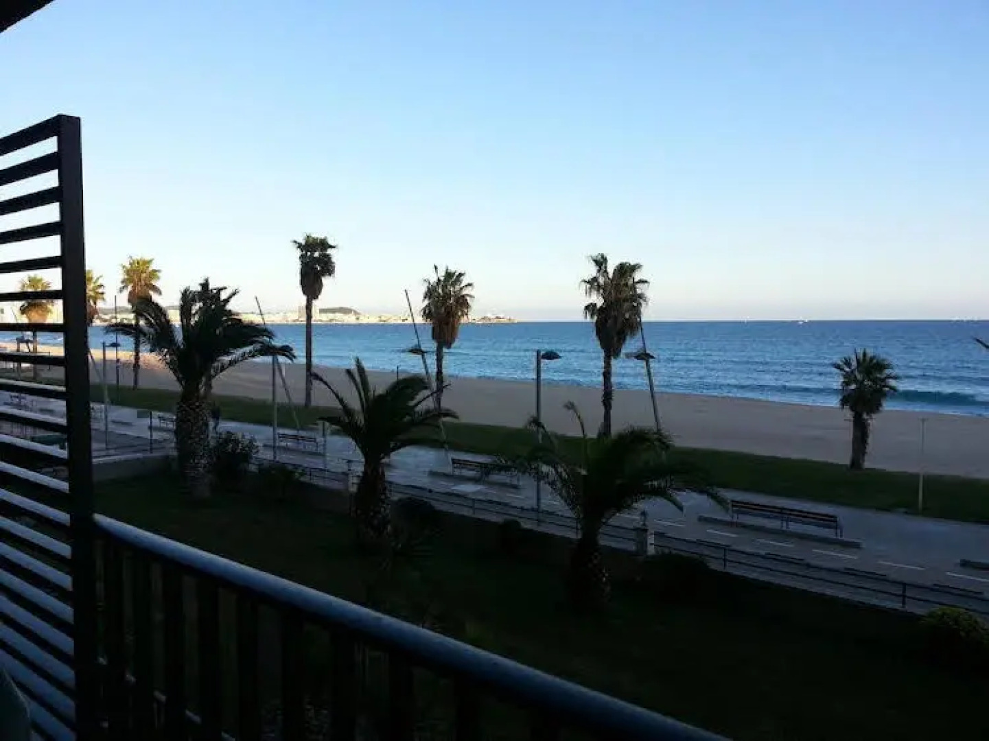 Apartaments Primera Linea Torre Valentina