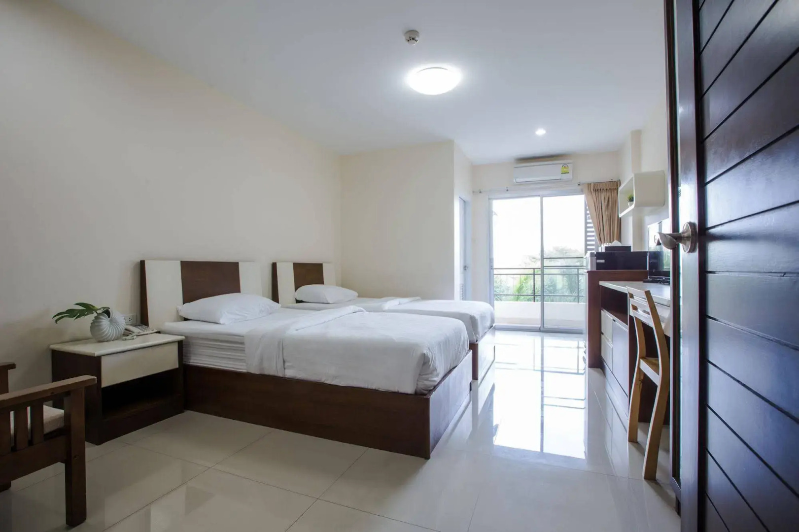 Central Place Serviced Apartment