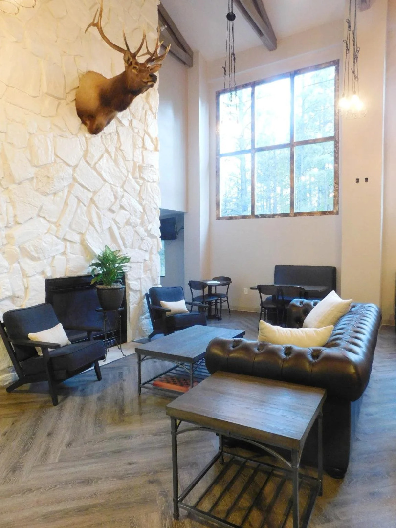 GreenTree Inn & Suites in Pinetop