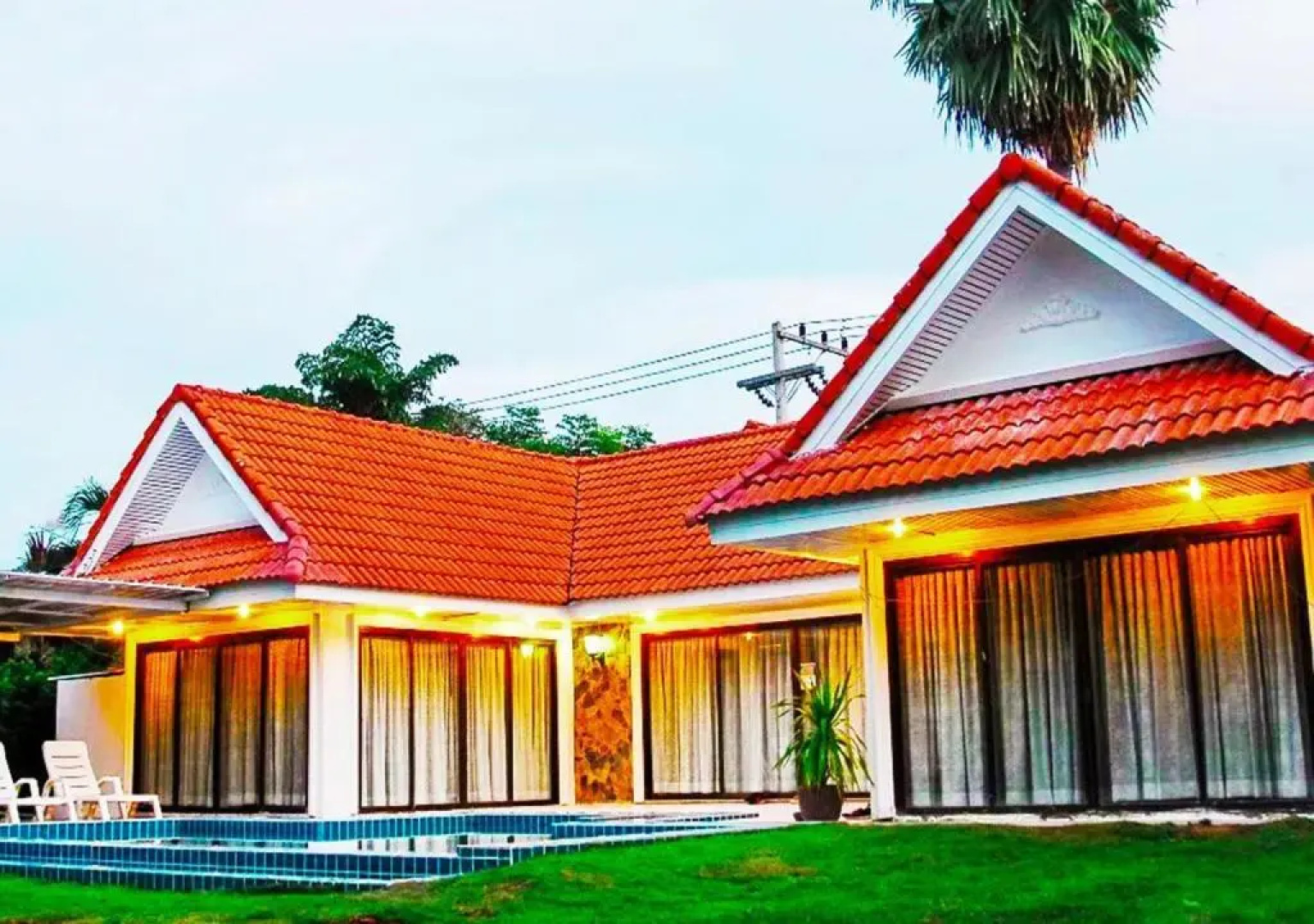 Baan Golden Suite