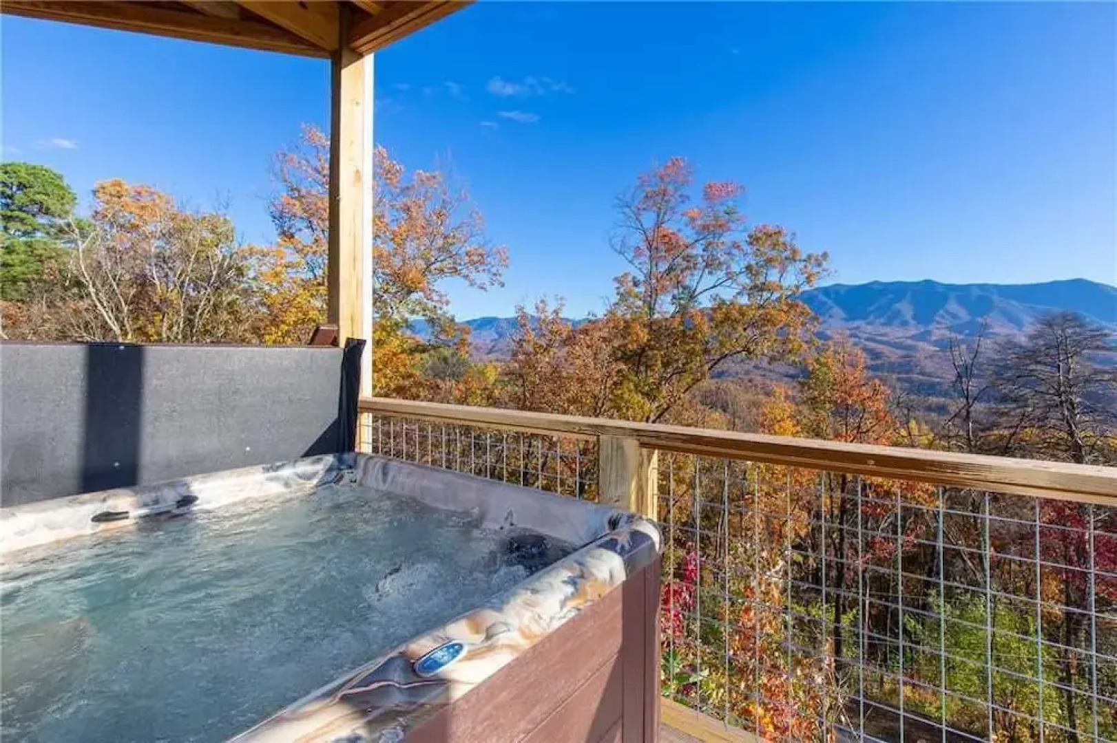 Great Smoky Lodge - Seven Bedroom Cabin