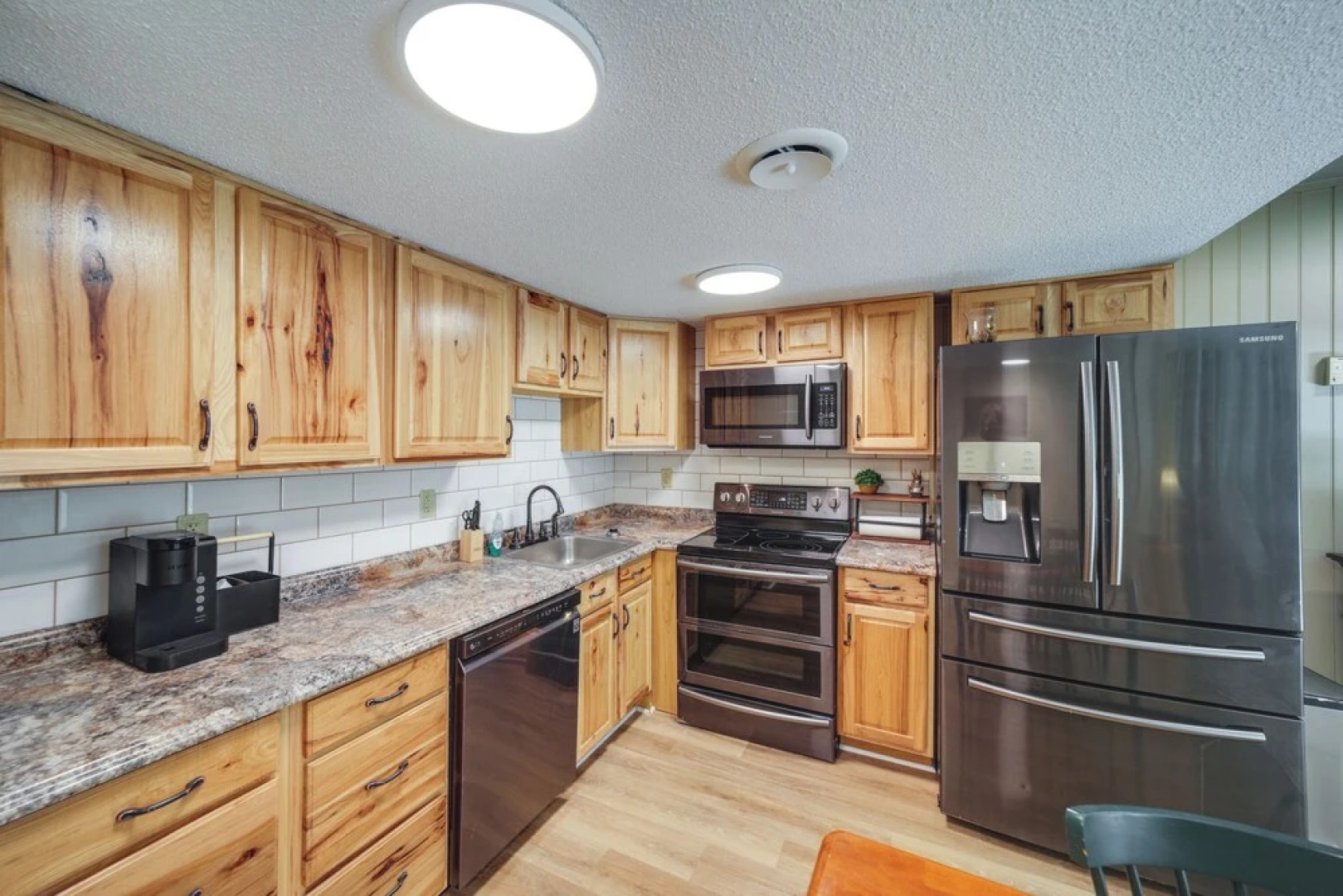 Cozy Sevierville Condo: Balcony, Pool Access