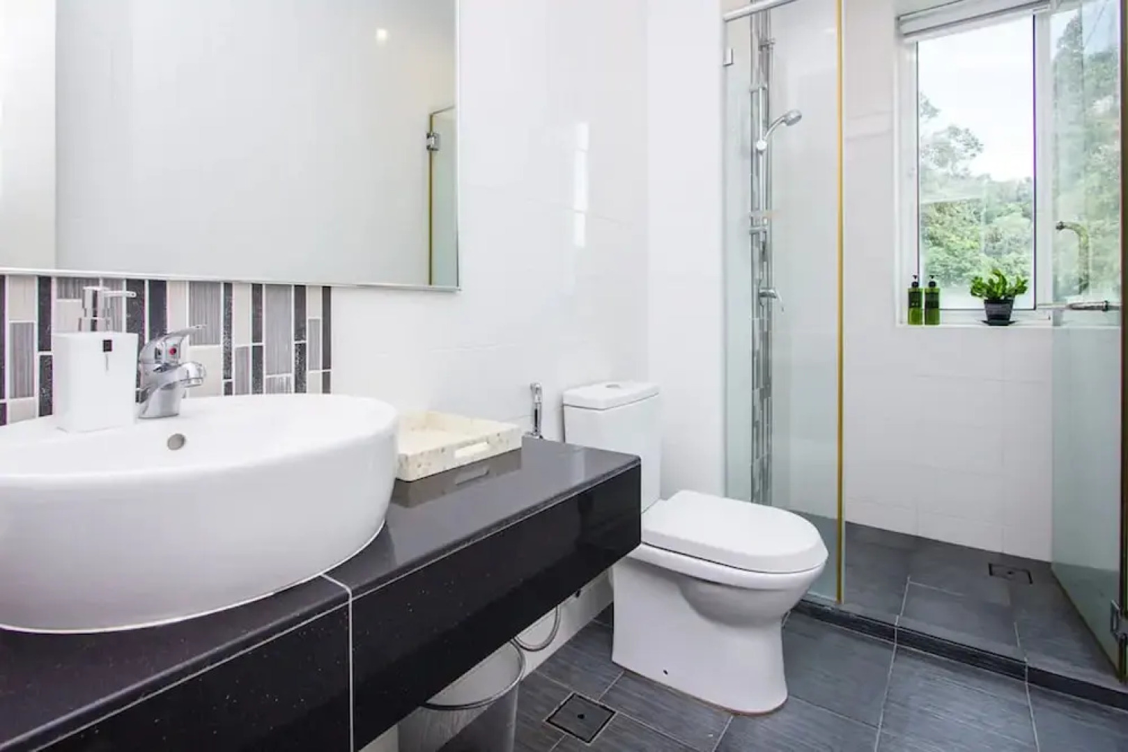 Hilltop Villa One (Penang) By Plush