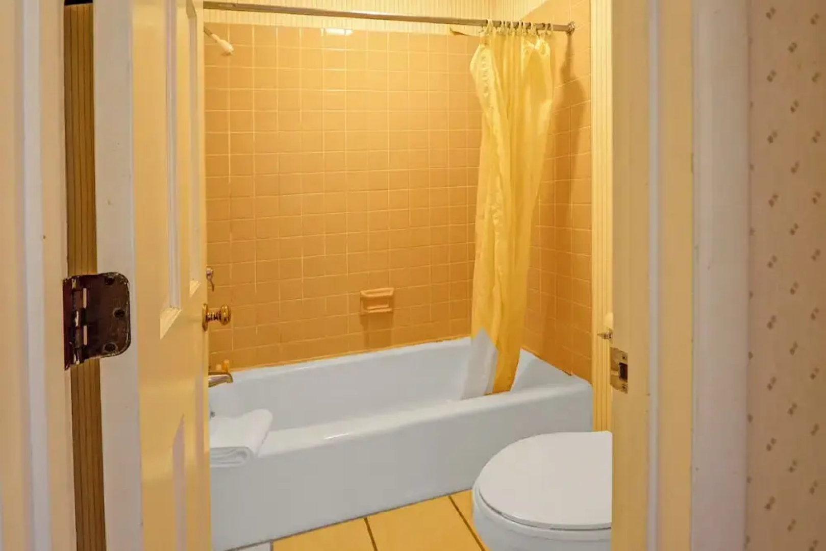 Hotel O Relax Inn Lewisburg near I-64