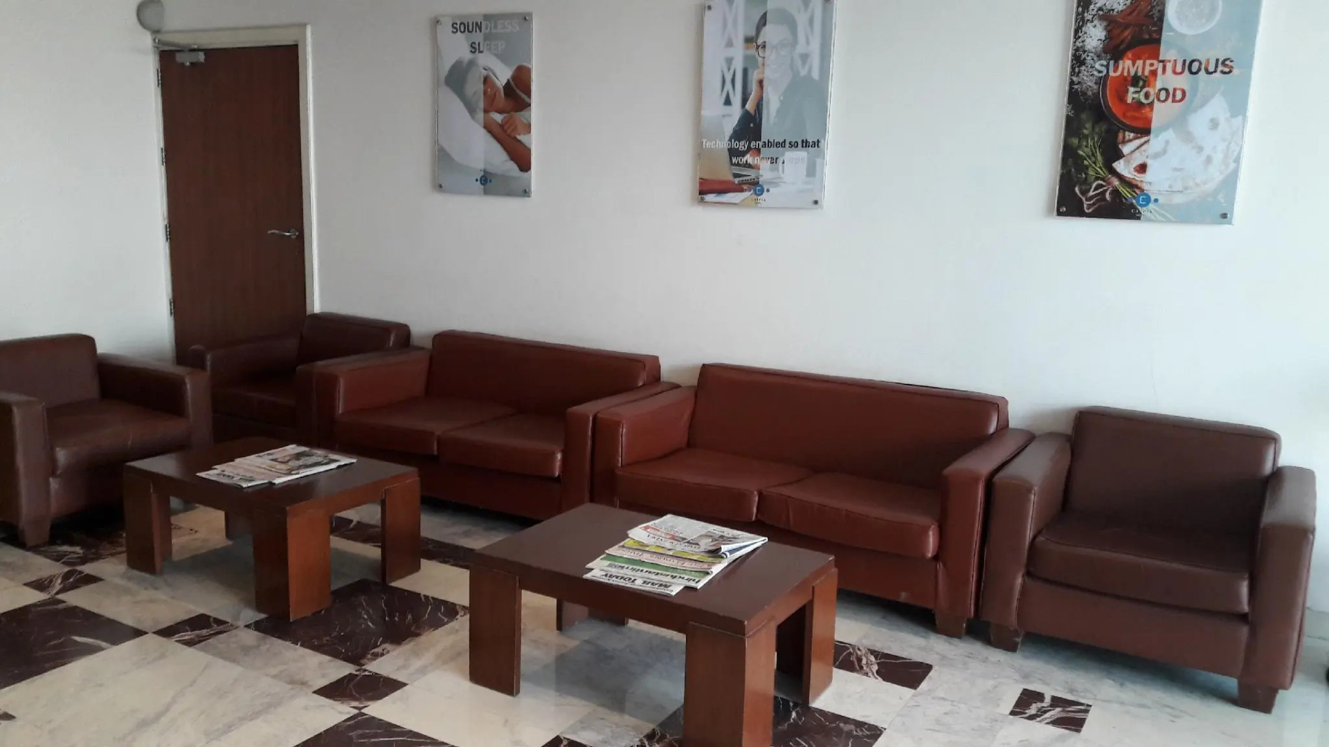 Caspia Hotel New Delhi Shalimar Bagh