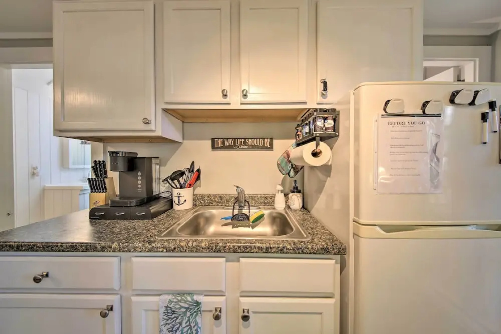 Updated Tiny House: Walk to Wiscasset Village