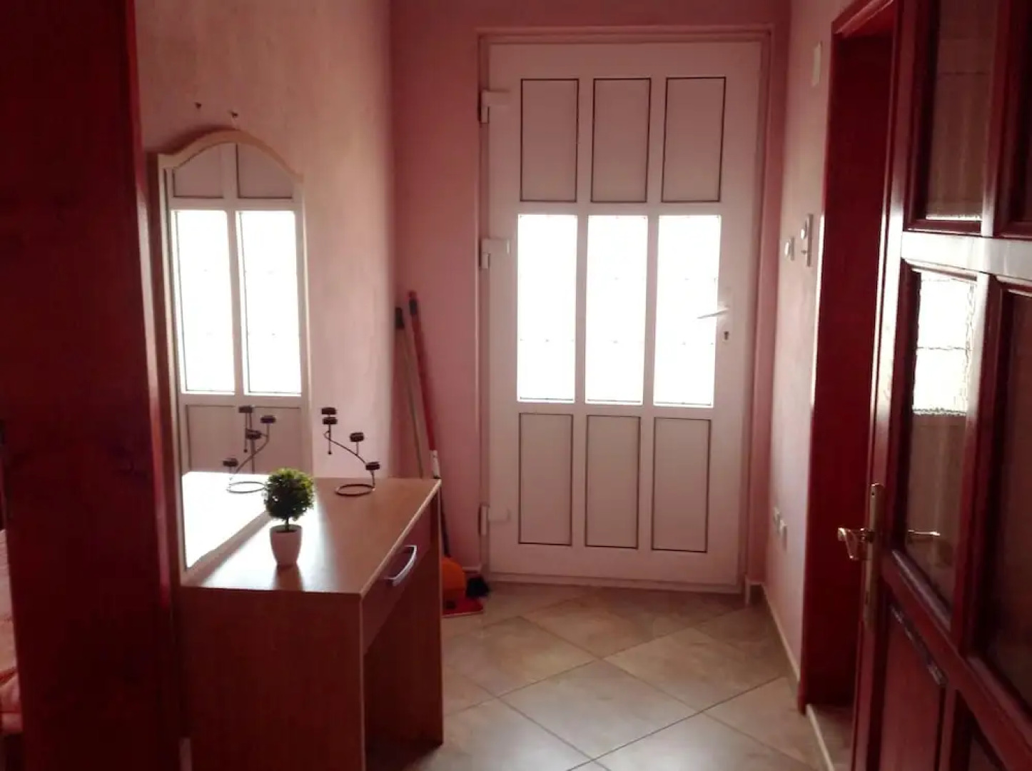 Apartment With 2 Bedrooms in Tivat, With Wonderful Mountain View, Furn