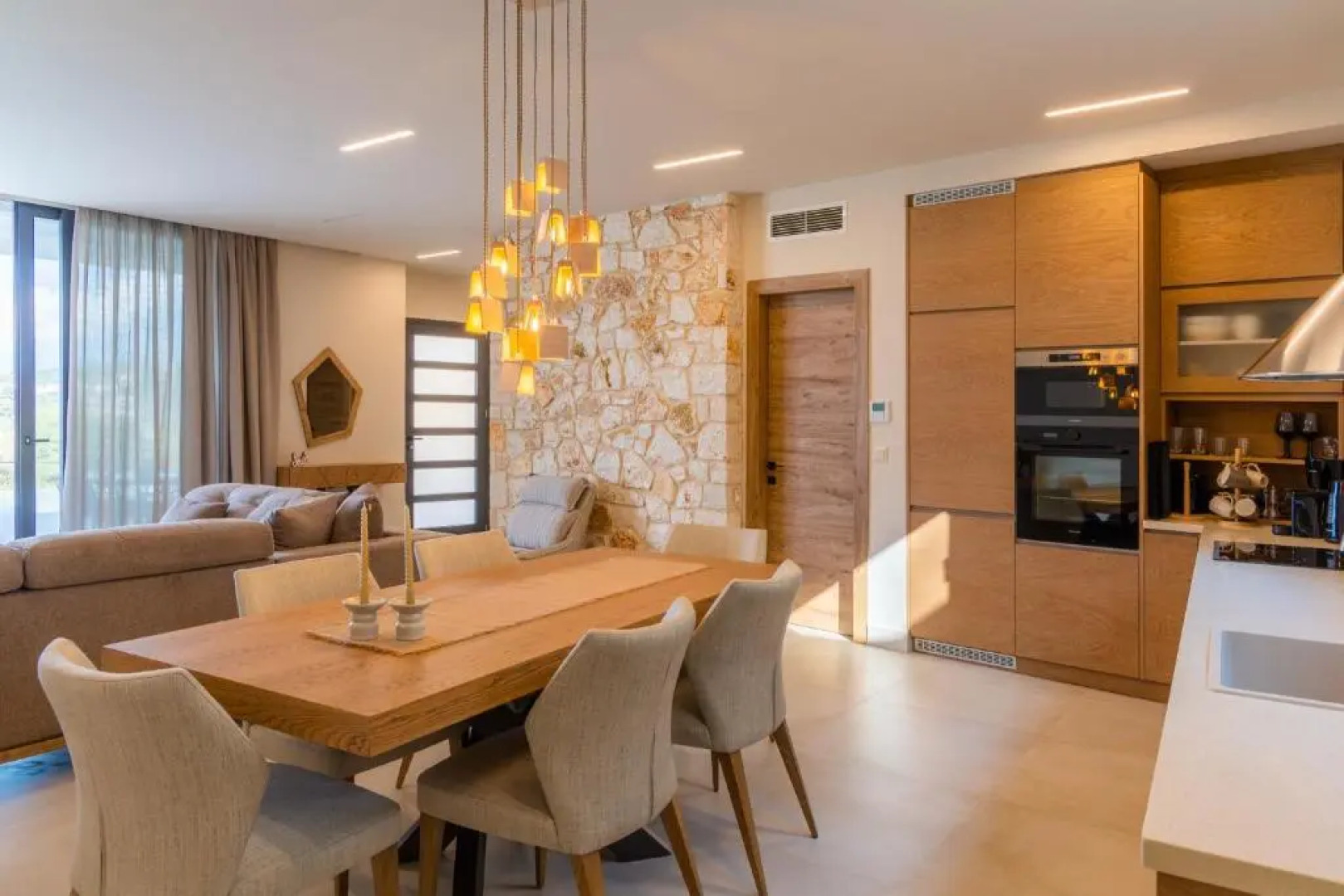 Villa Waterlily by MediterraneanVillas